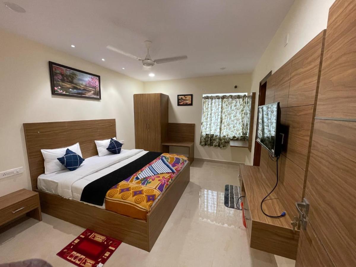 Srilakshmitulasiresidency Hotel Tirupati Exterior foto